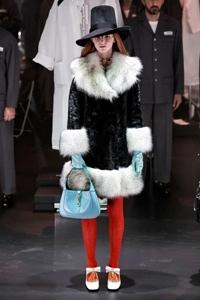 Look 51